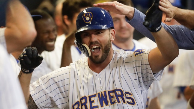 Moose is loose from Brewers; Soria also elects free agency